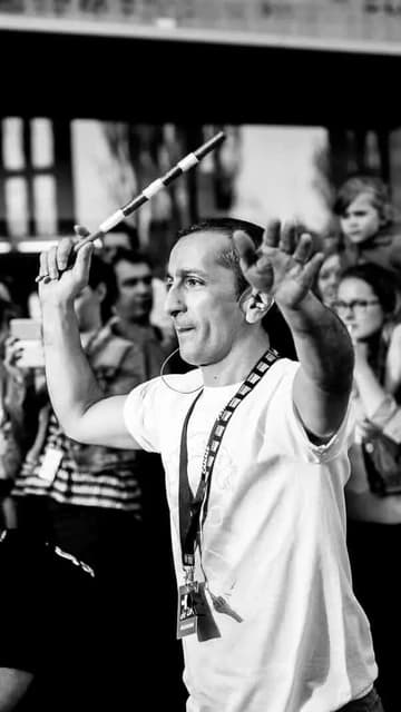 Merzouk Lamara, Fondateur & Directeur Artistique chez Pessoa